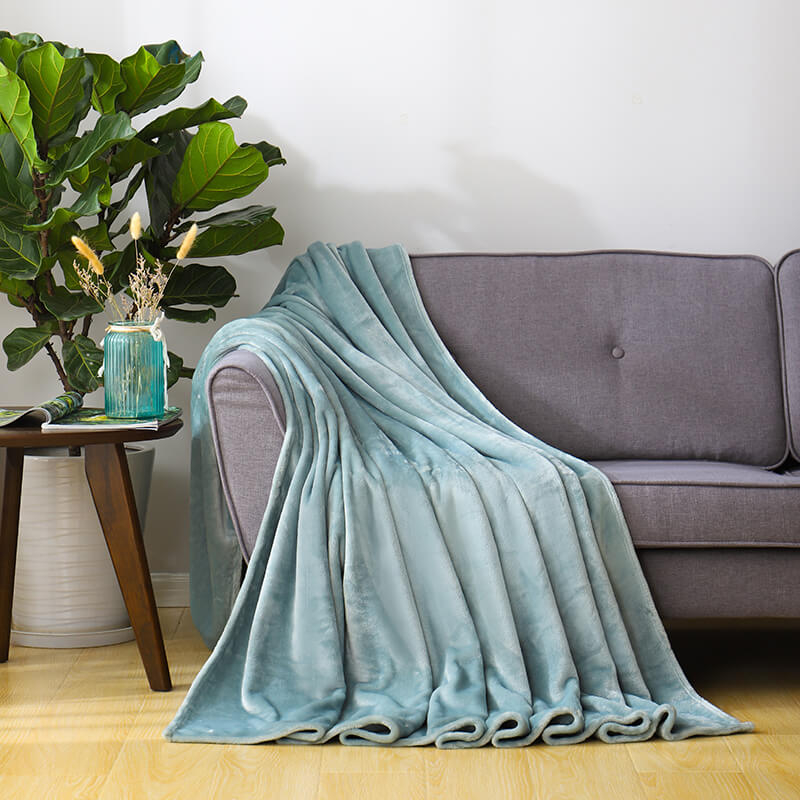 RKS-0016 Classic Design soft Plain Flannel Blanket Light Green Color 