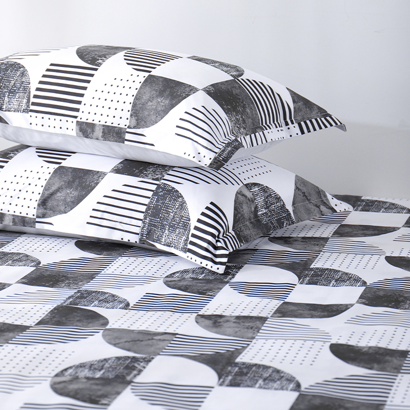 RUIKASI RKSB-0326 Geometric DUVET COVER SET 100% Microfiber Cover set With 2 Pillowcases